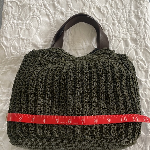 Anne Klein handbag with attached change purse - Picture 7 of 8